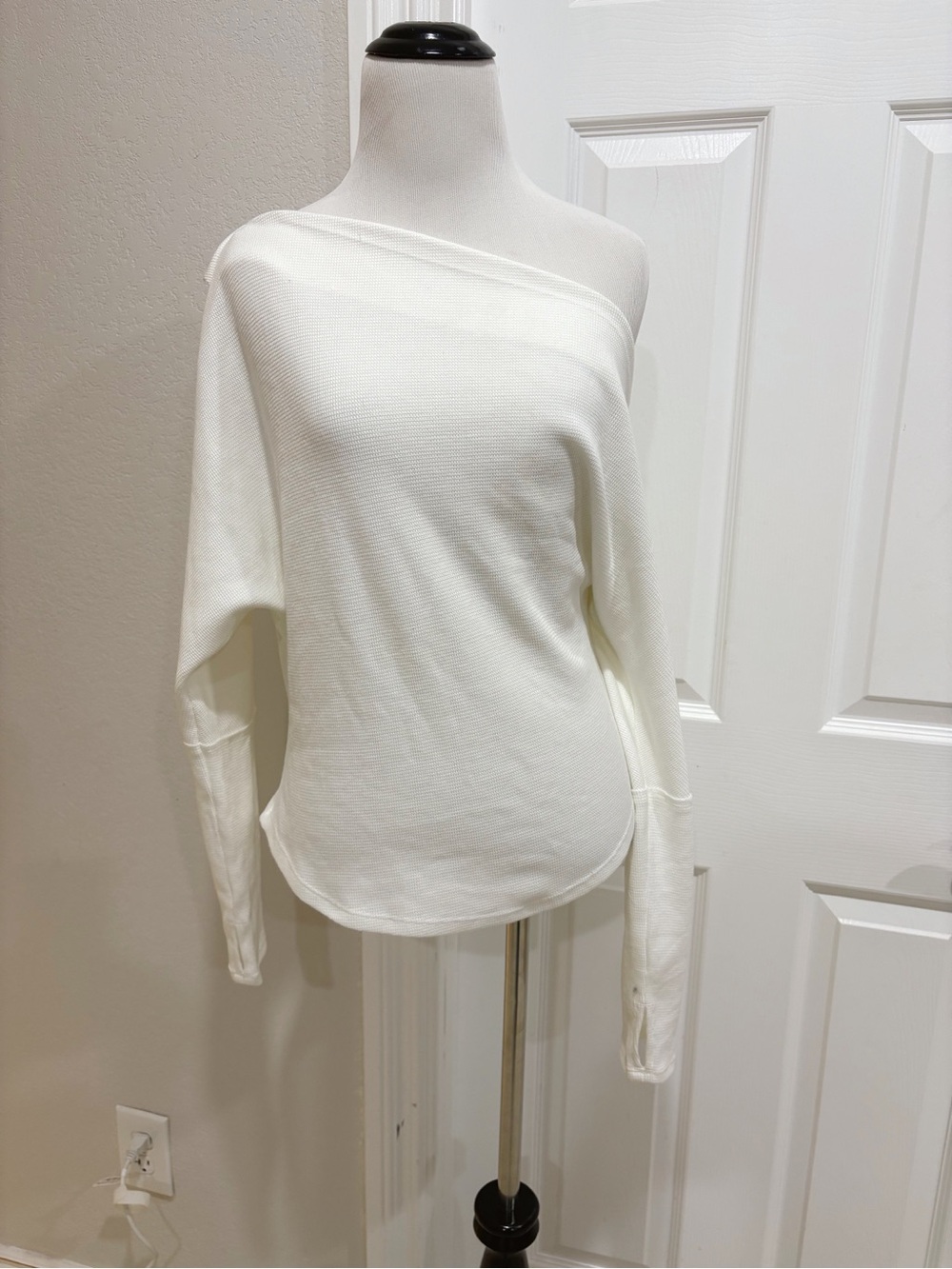 Free People We The Free Fuji Therman Off-Shoulder White Women's Long Sleeve - M - Picture 2 of 6